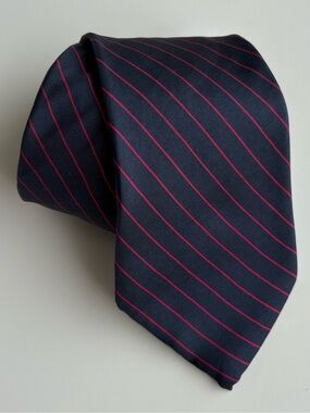 The Custom Shop Men's Silk Navy Blue Tie with Pink Pinstripes. Made in USA